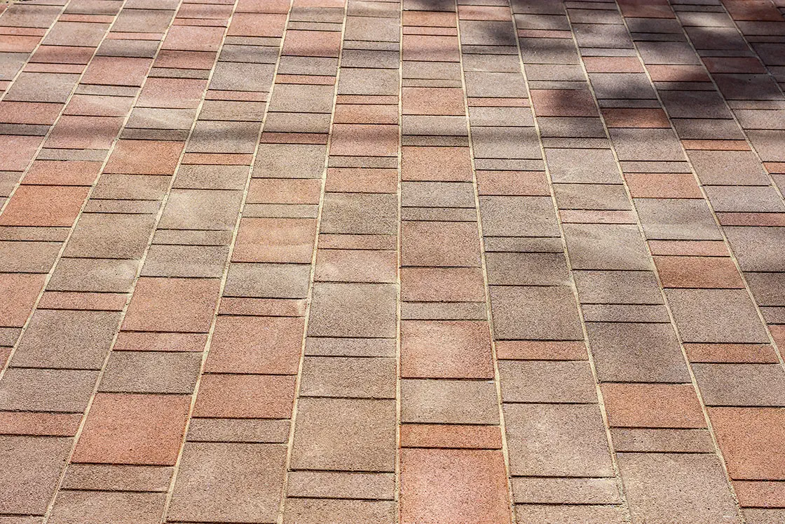 Térkő - Vitép Triton színes rendszertérkő referencia terko referencia budapest 17 kerulet 1120 4 terkodepo